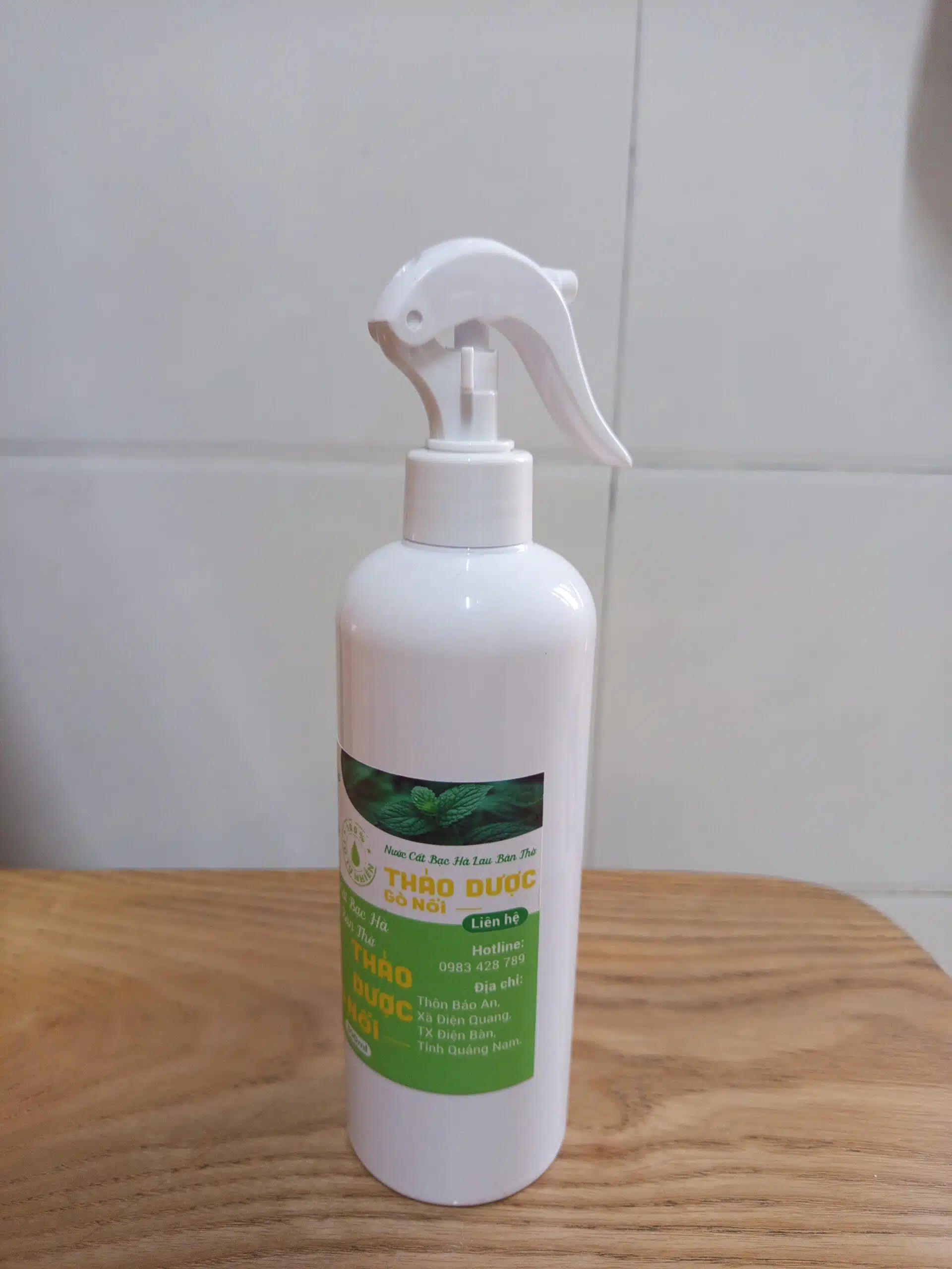 Nước Cất Bạc Hà Lau Bàn Thờ