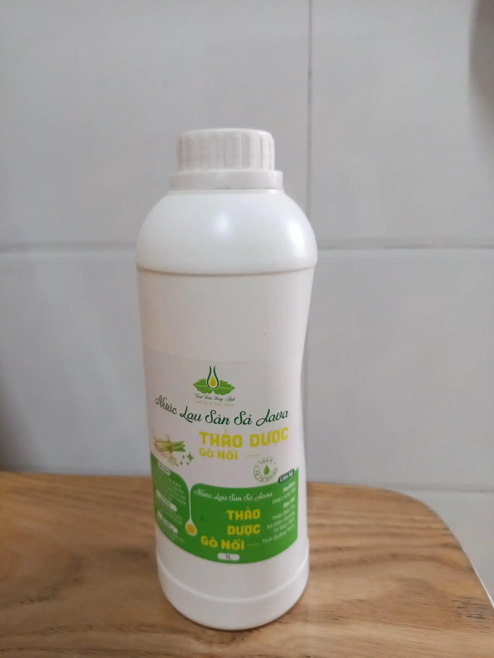 Nước lau sàn sả Java Gò Nổi 1L